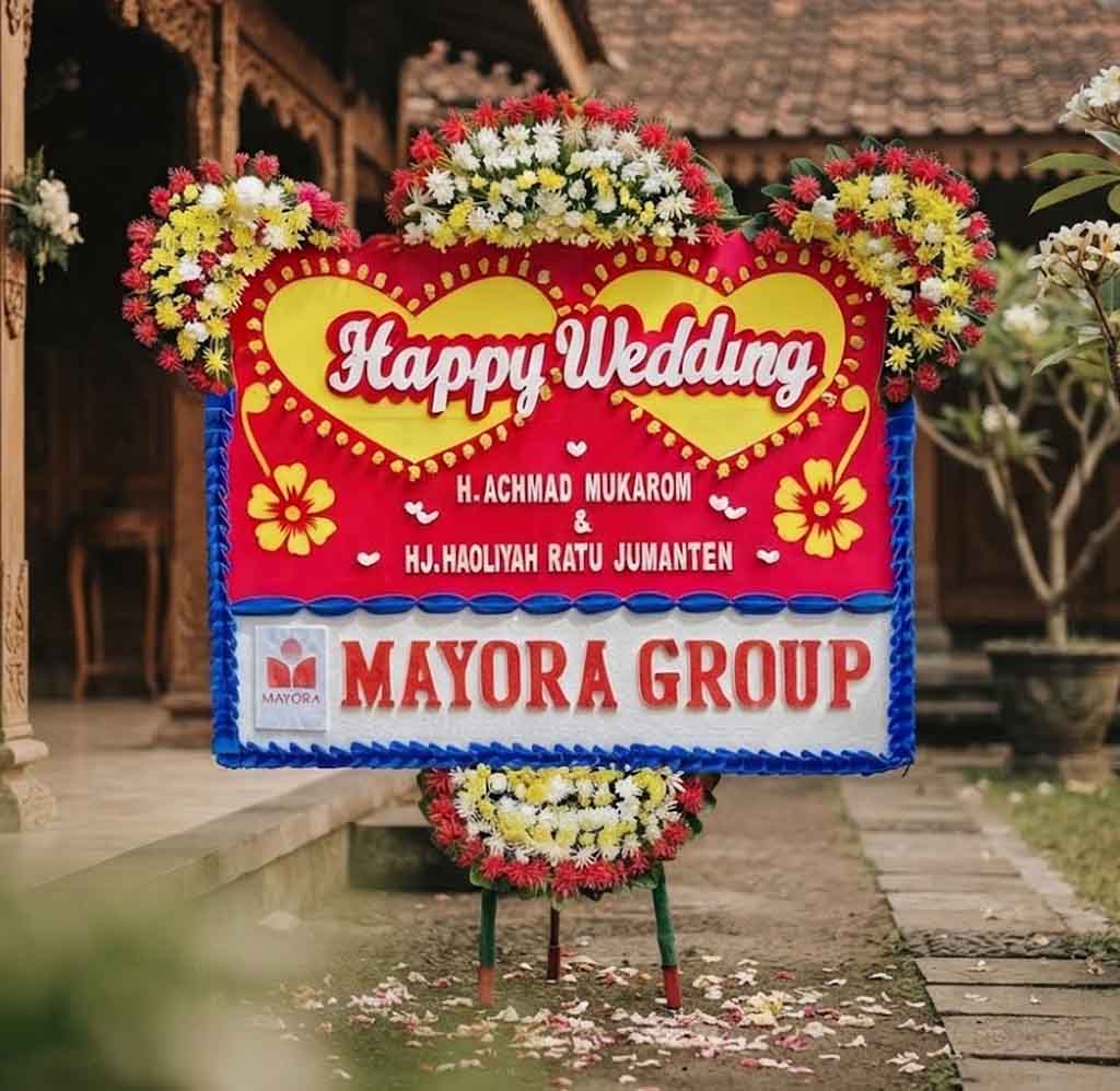 Papan bunga ucapan Happy Wedding, bunga atas bawah - Bunga 4 Titik Ukuran Papan Bunga 200 cm x 150 cm